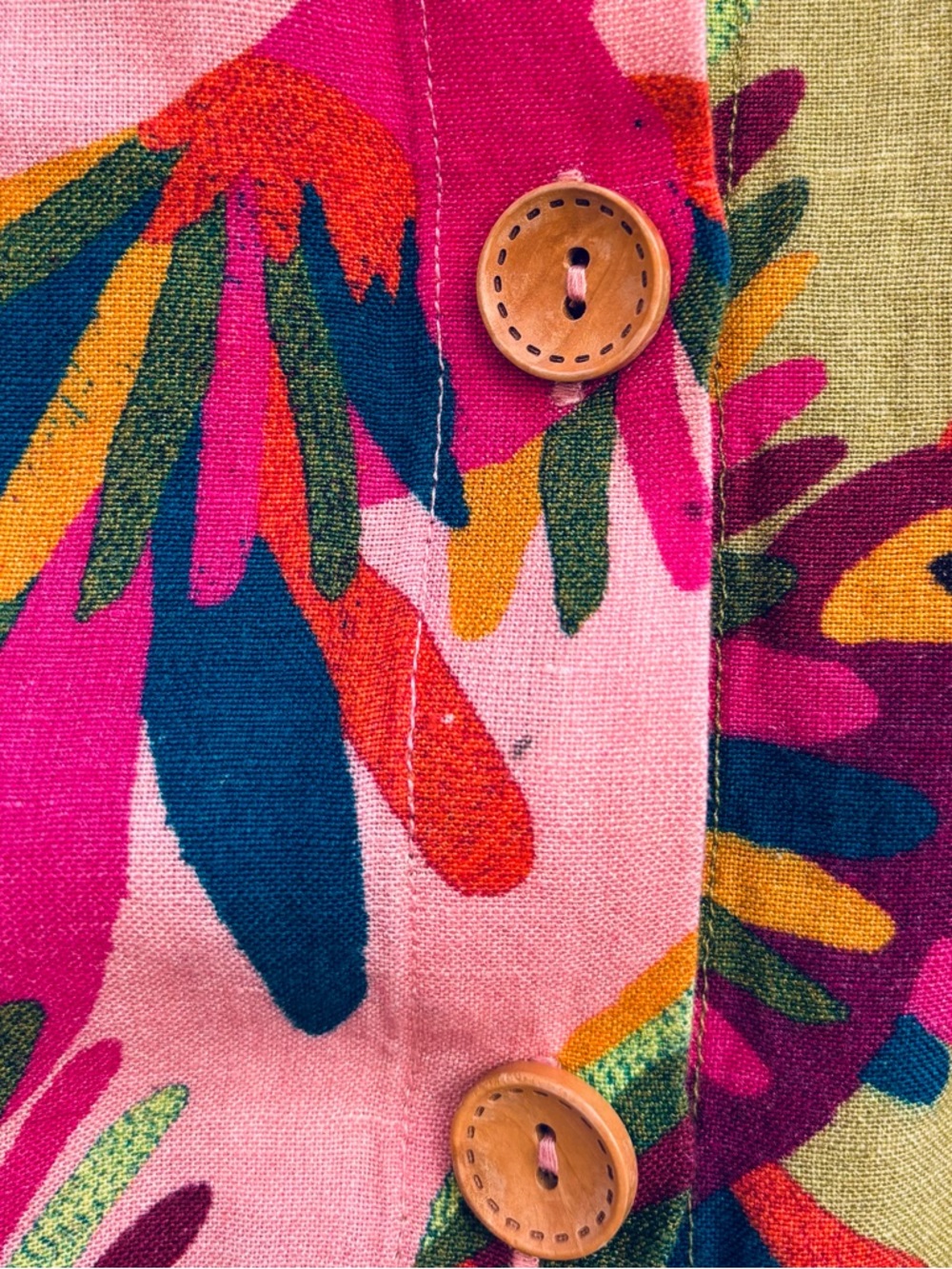 FARM Rio From Anthropologie Two Tone Parrot Button Up Linen Blend Shirt - Picture 8 of 14
